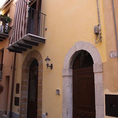 切法卢La Finestra Sotto La Rocca公寓 客房 照片